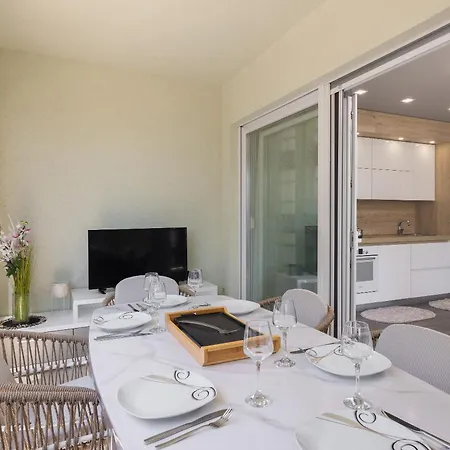 Lore With Private Garage Apartament Makarska